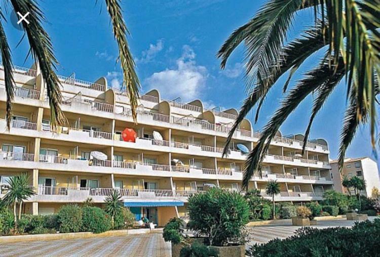 Residence Port Hyeres Les Palmiers Bagian luar foto